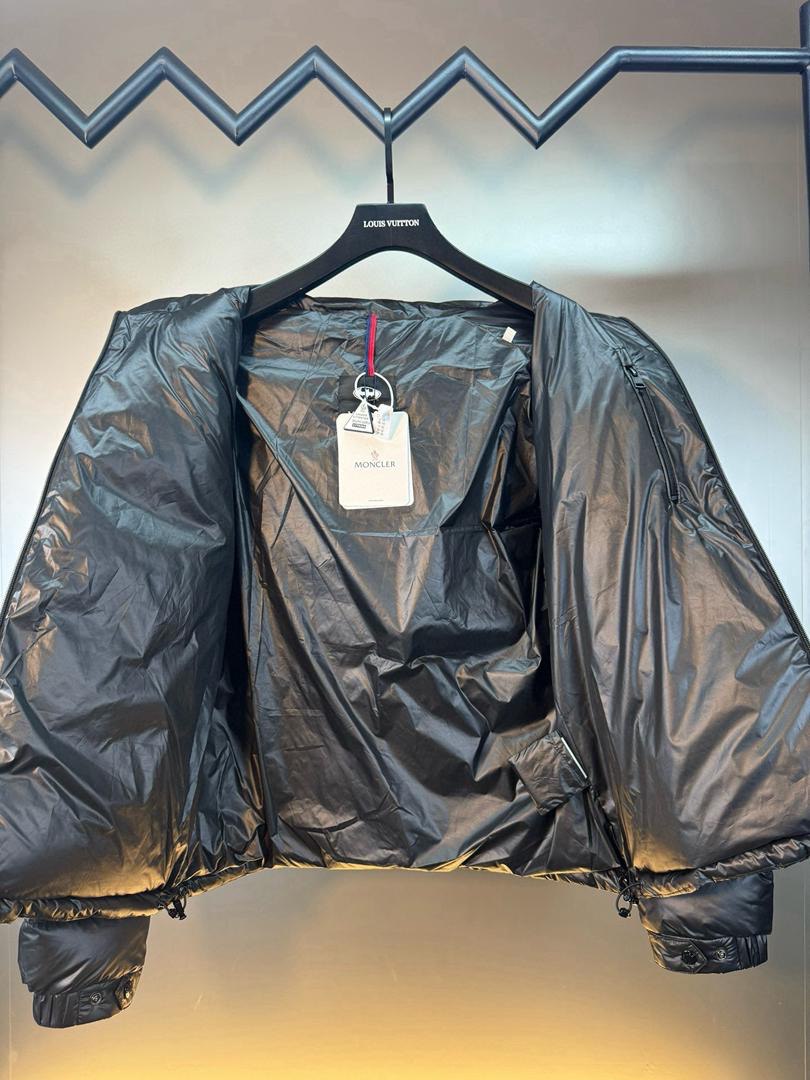 Chaqueta acolchada negra de Batman