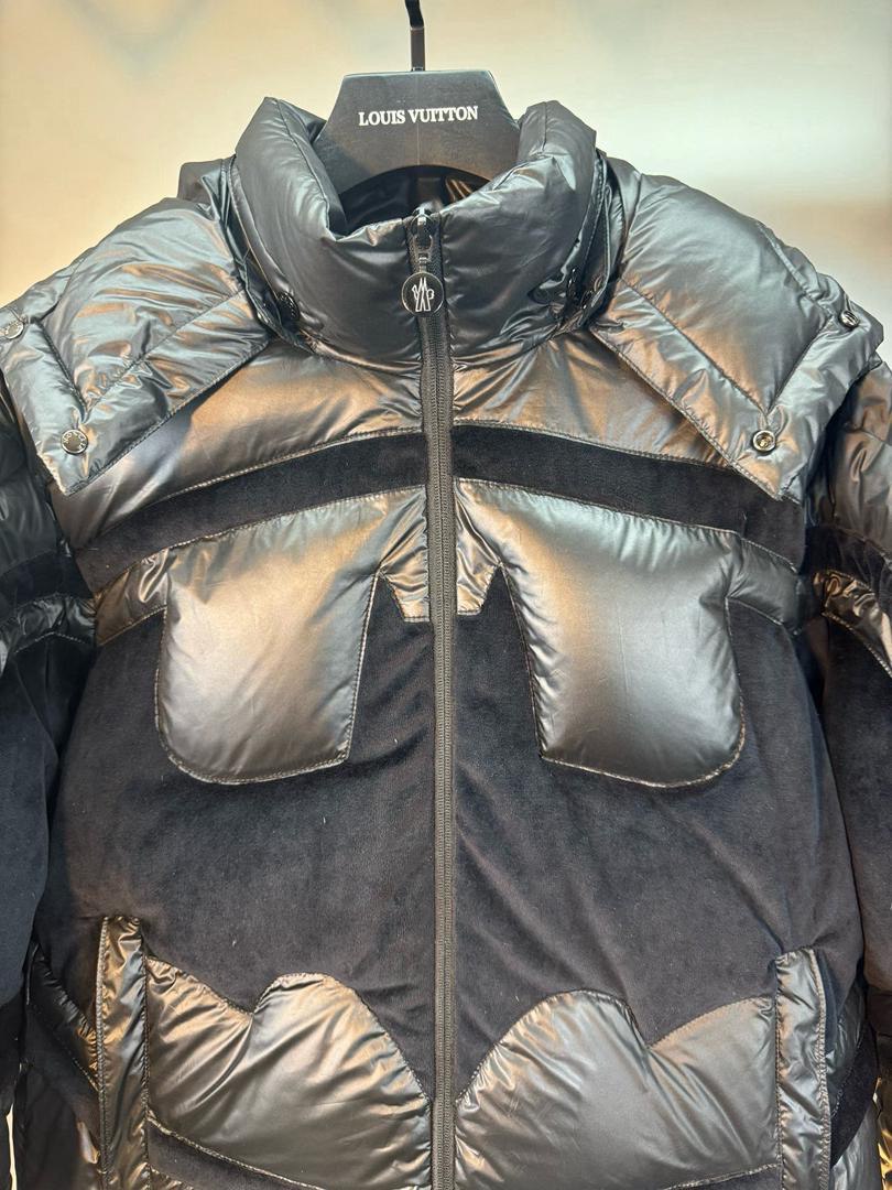Chaqueta acolchada negra de Batman