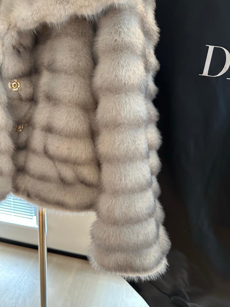 Chaqueta de piel a rayas