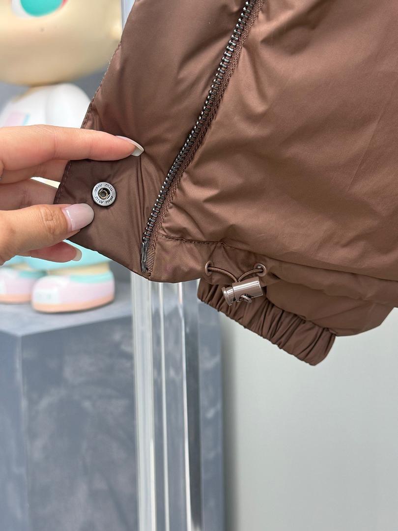 Chaqueta acolchada de café