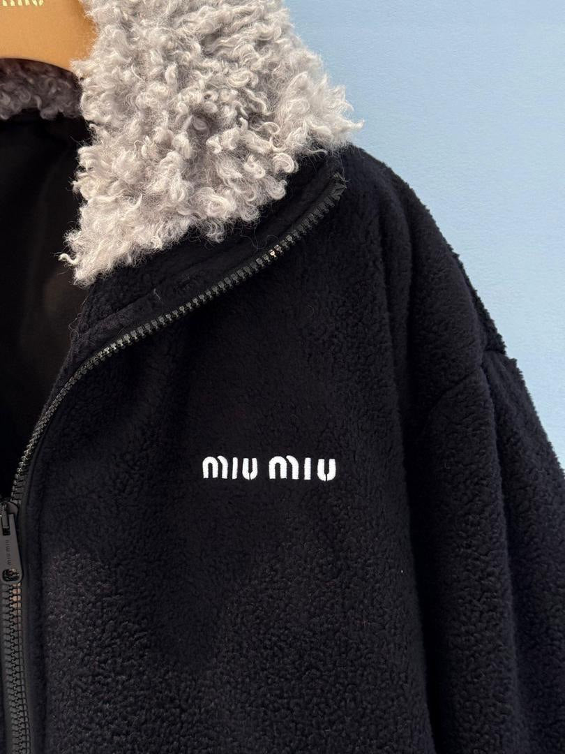 Chaqueta polar corta