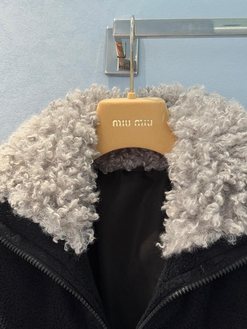 Chaqueta polar corta