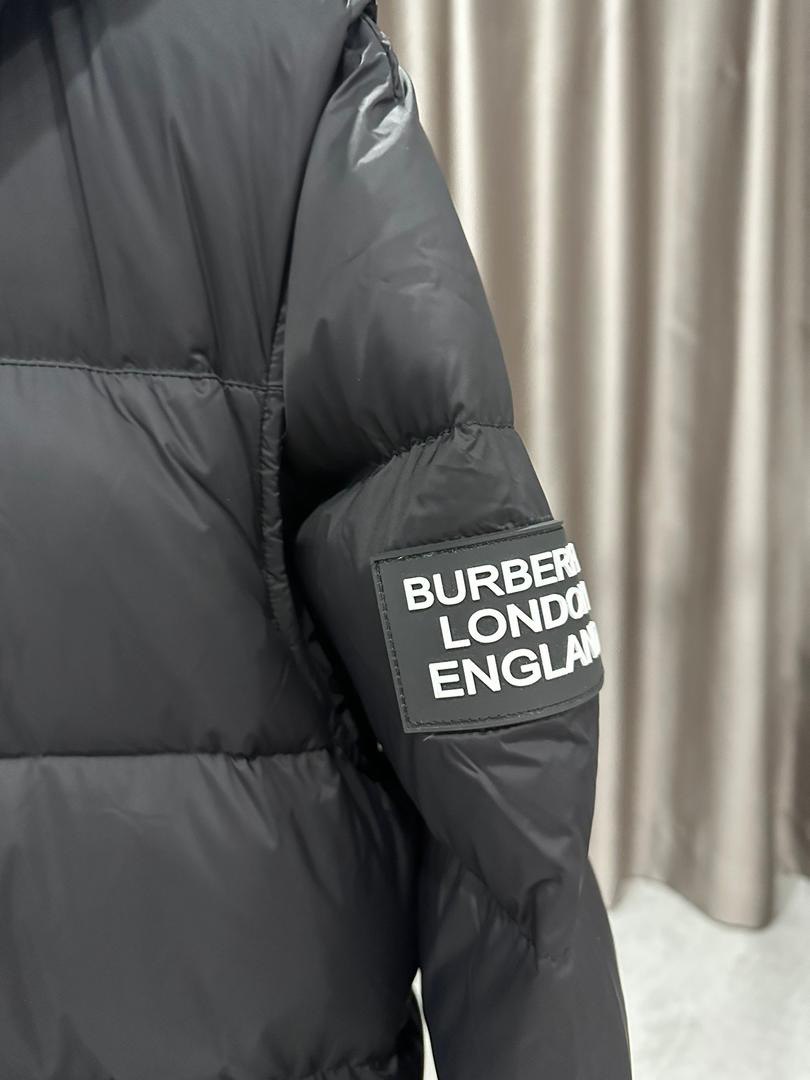 Chaqueta de plumas con capucha
