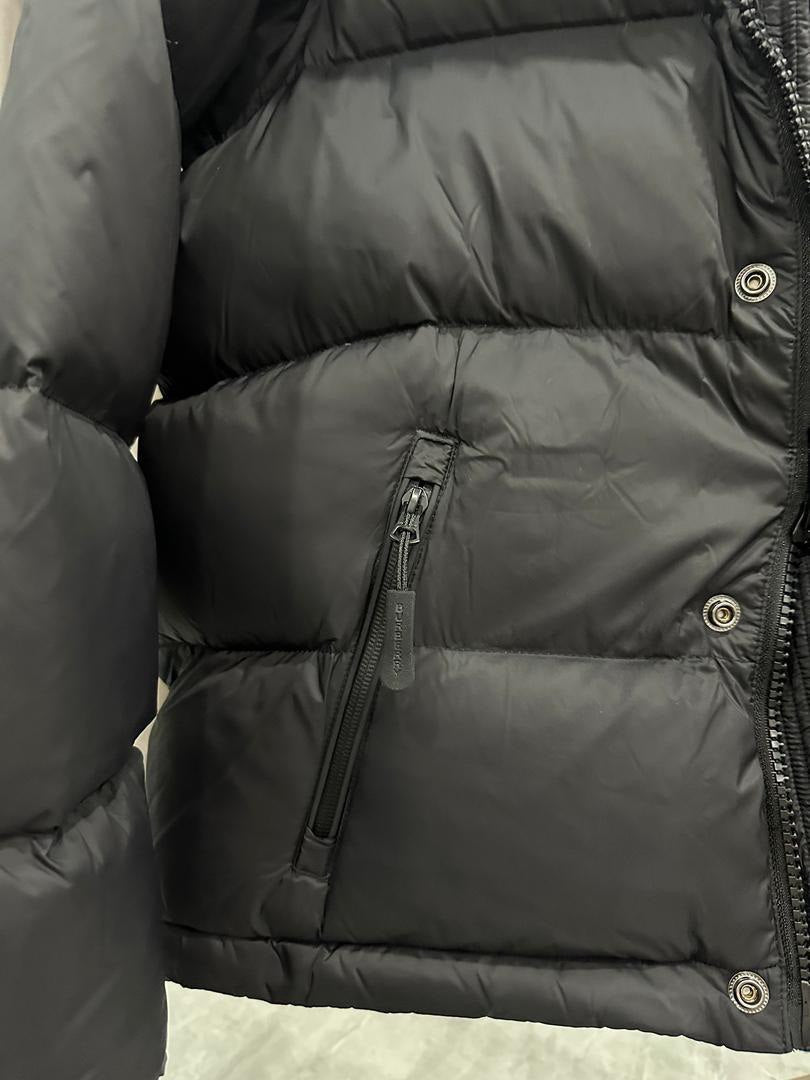 Chaqueta de plumas con capucha