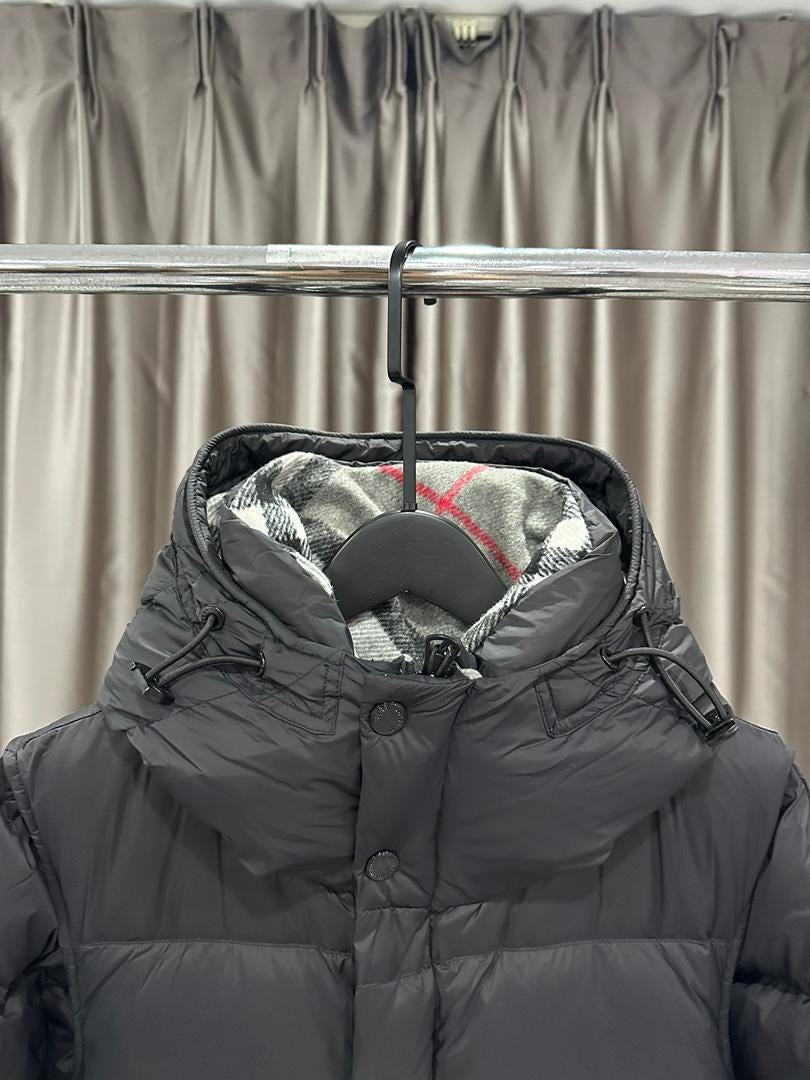 Chaqueta de plumas con capucha