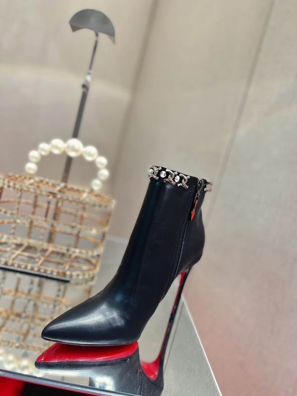 Botines de piel negra para mujer