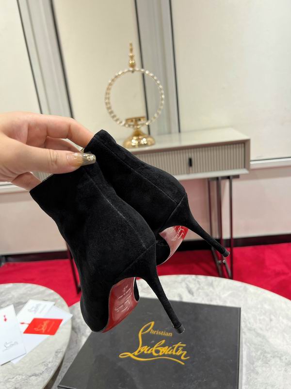 Botines de tacón de aguja de ante negro para mujer