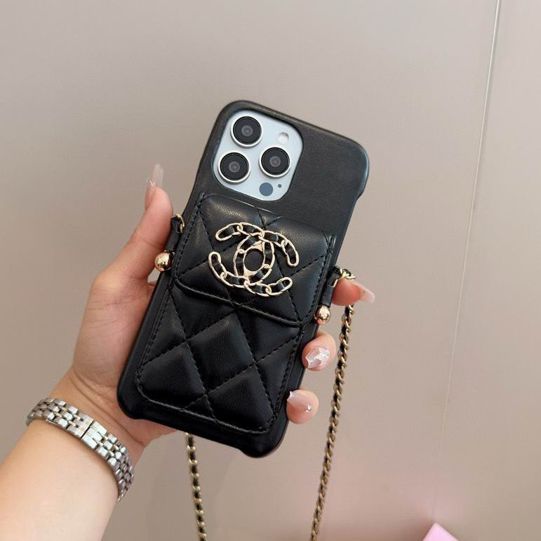 Funda acolchada para teléfono con cadena
