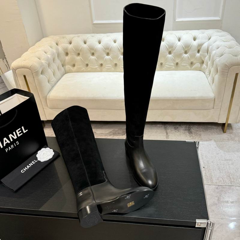 Botas de ante negro