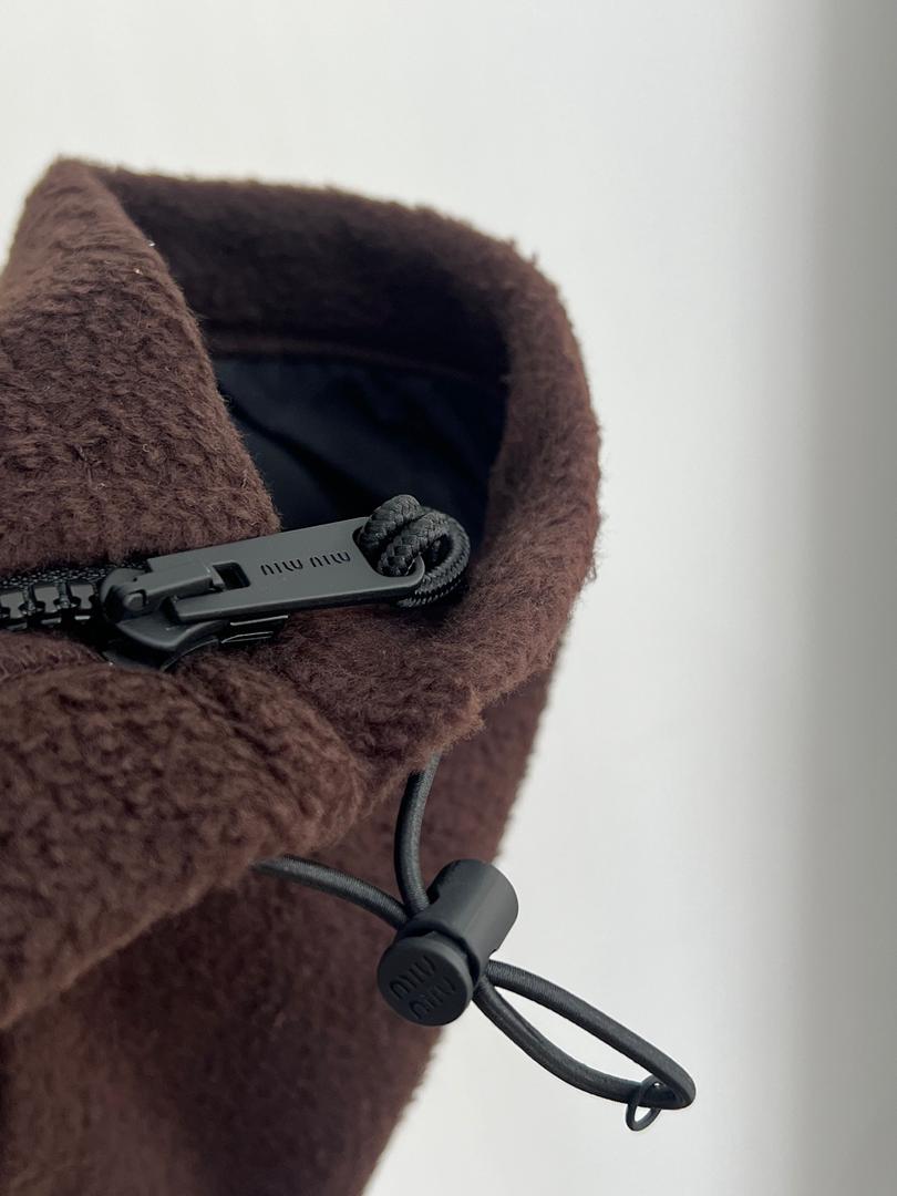 Chaqueta con cremallera para mujer MM