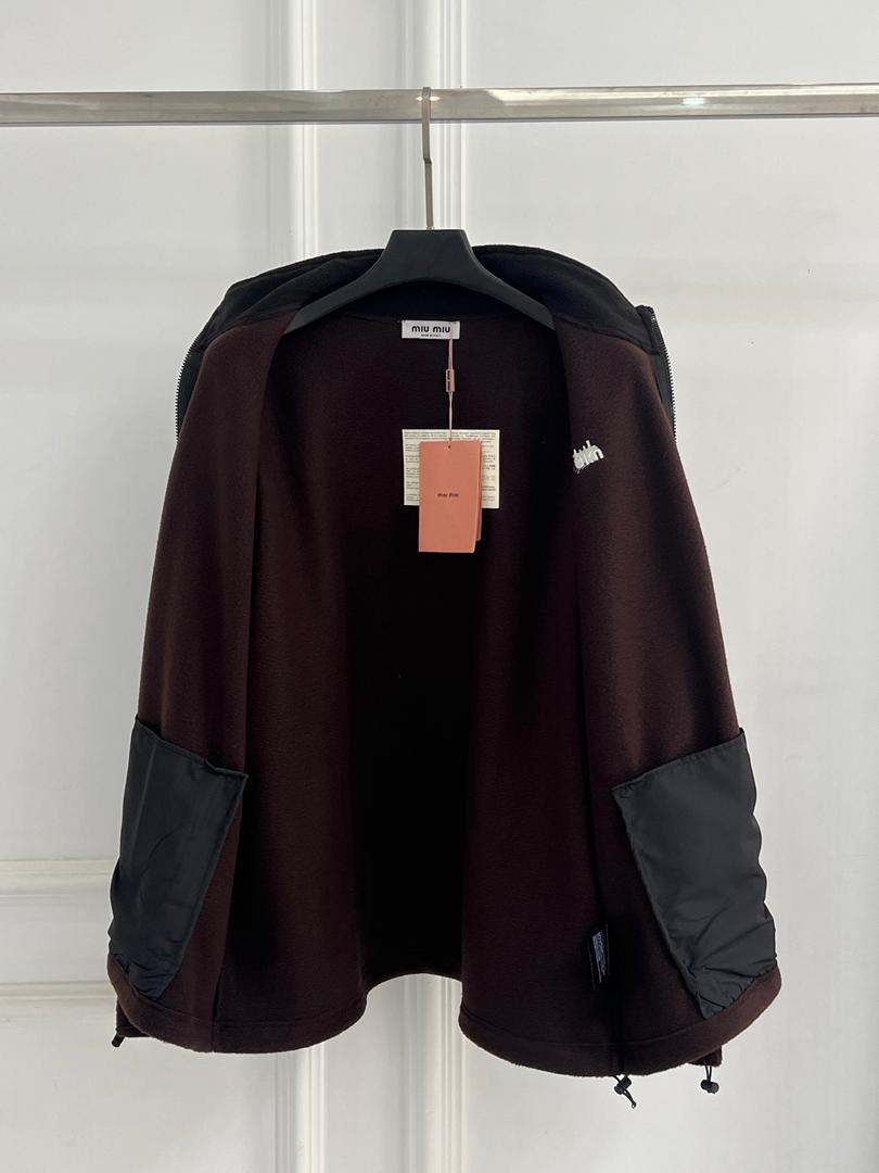 Chaqueta con cremallera para mujer MM