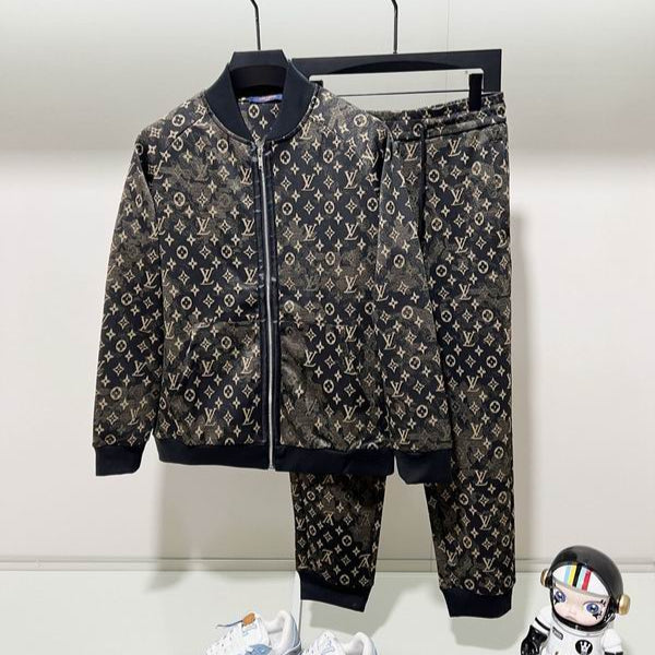 Conjunto de chaqueta y pantalón