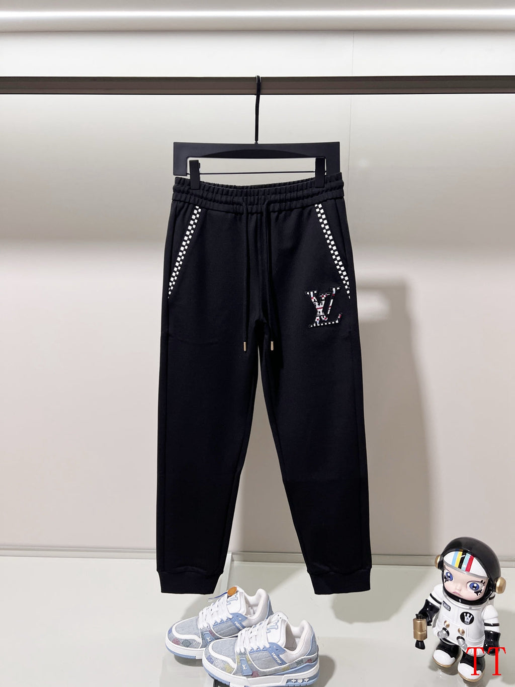 Conjunto de chaqueta y pantalón