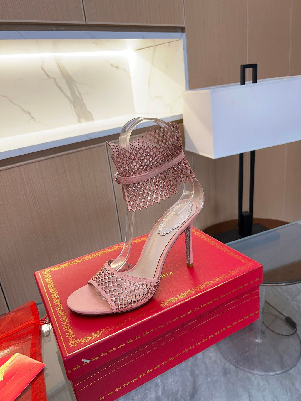 Tacones altos de malla de cristal
