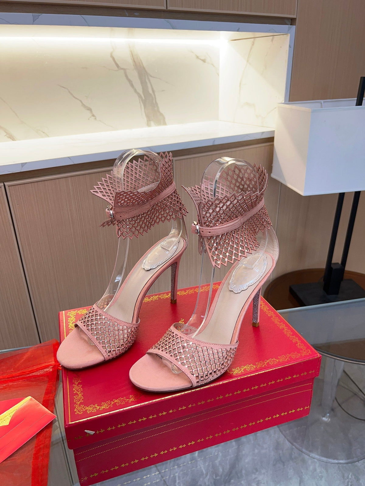 Tacones altos de malla de cristal