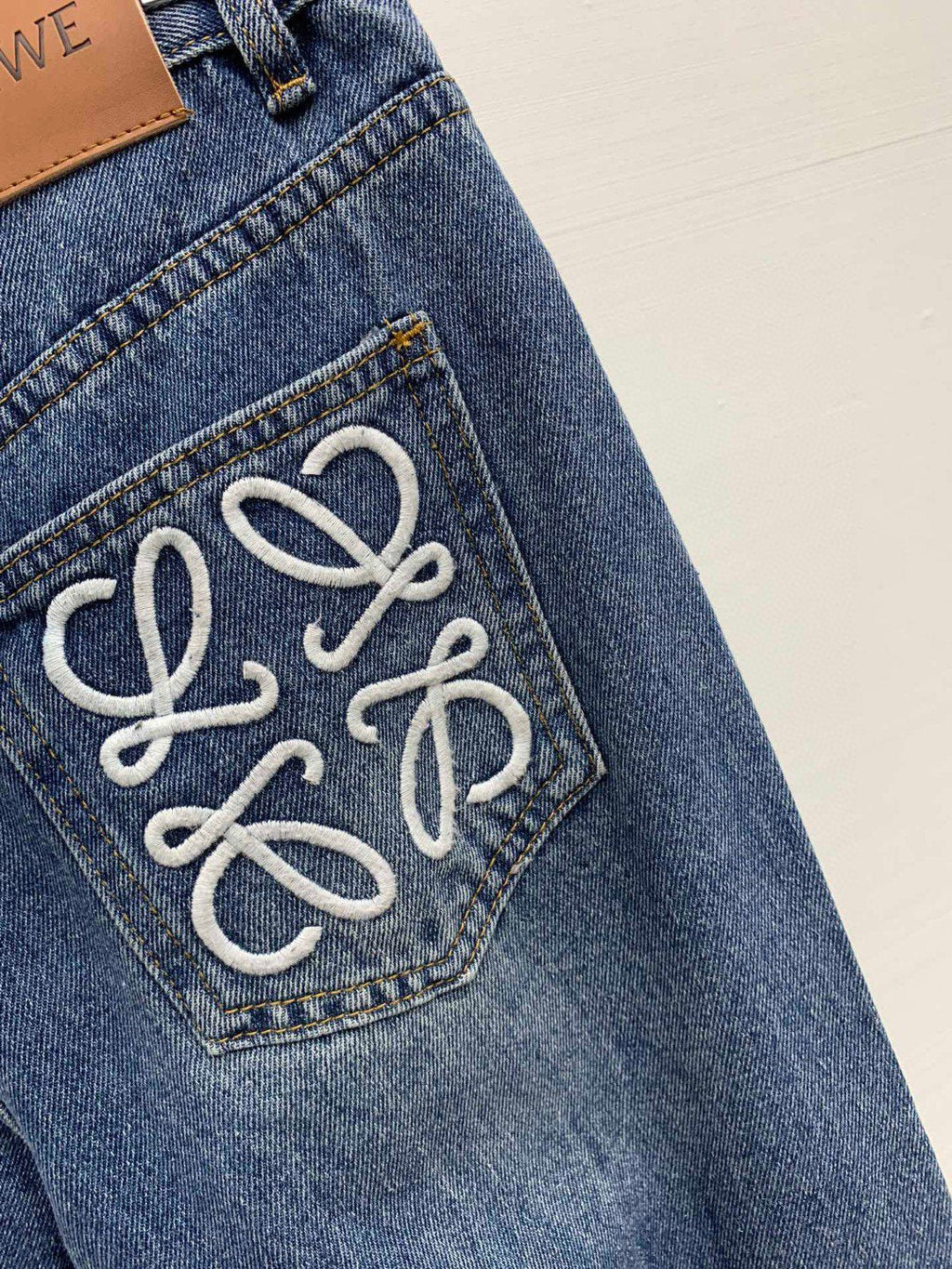 Pantalones vaqueros rectos LW