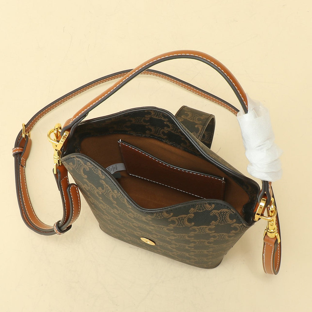 Mini bolso tipo cubo
