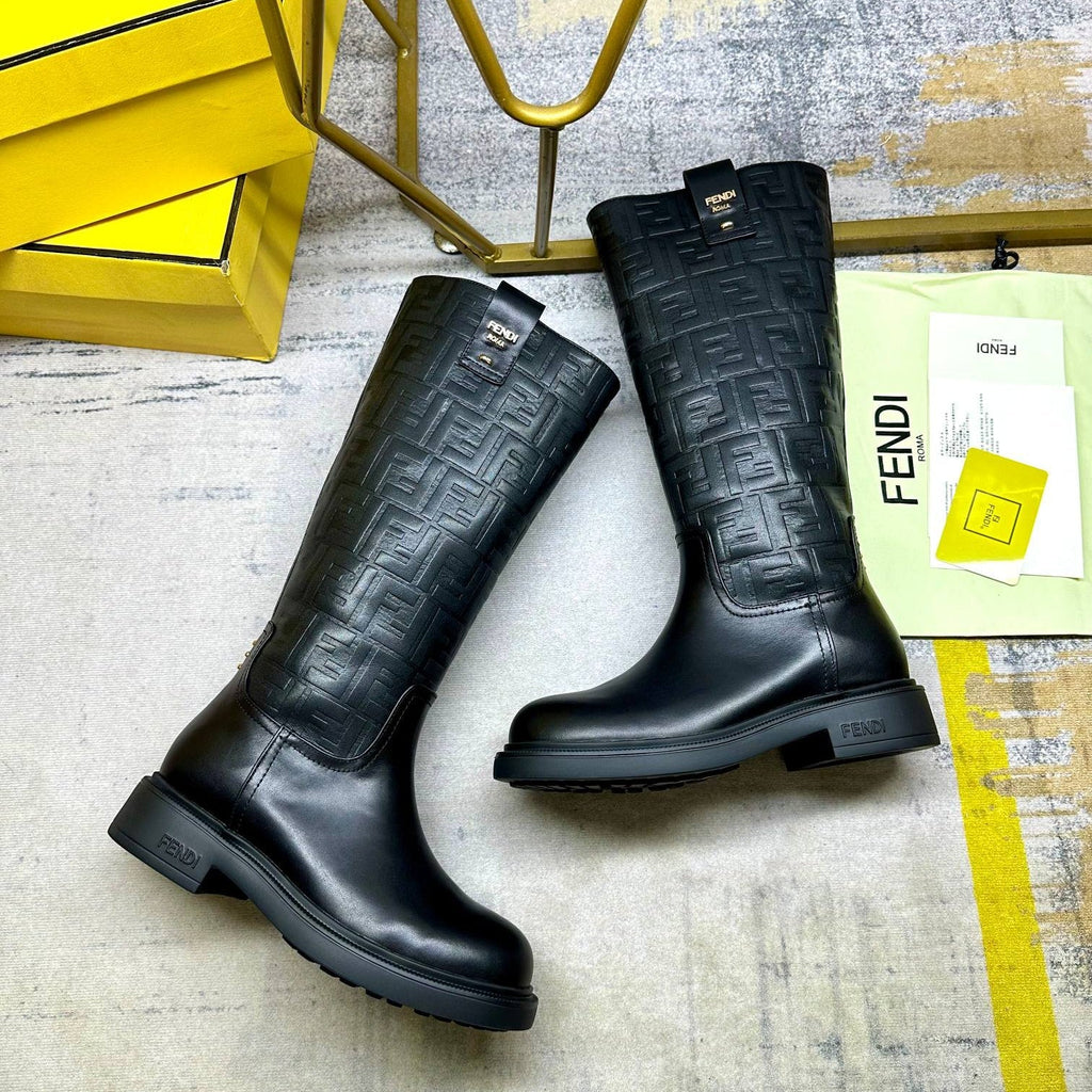 Botas altas de cuero para mujer