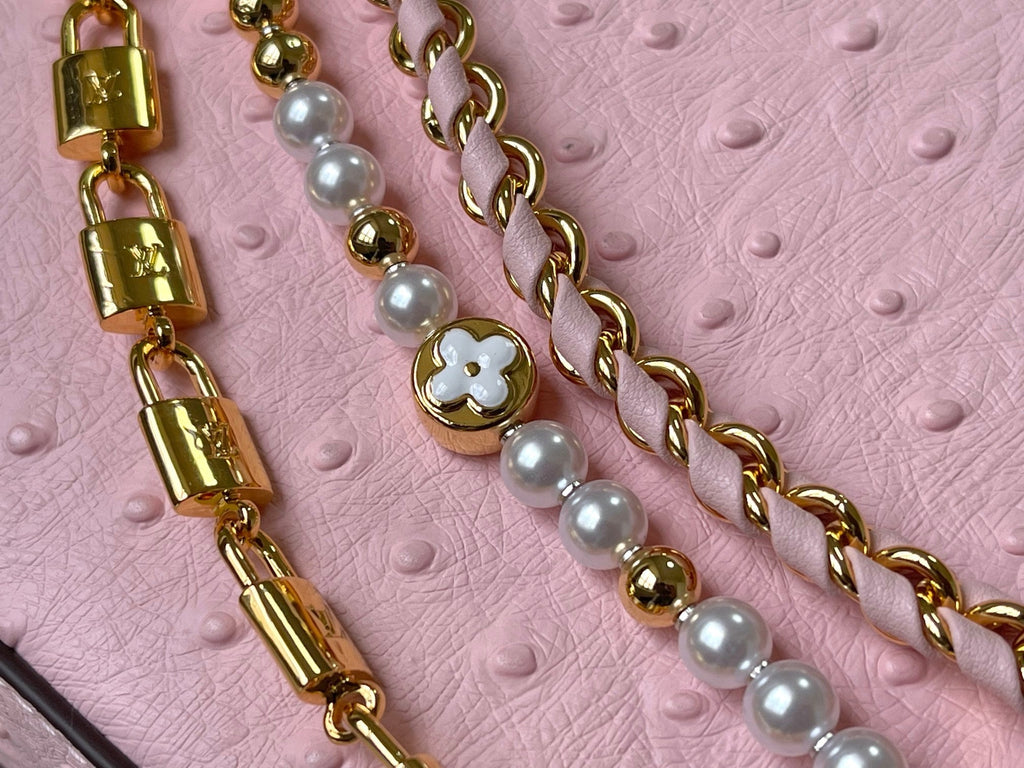 Cadena Capucines Trilogy 3 en 1 con perlas de avestruz rosa