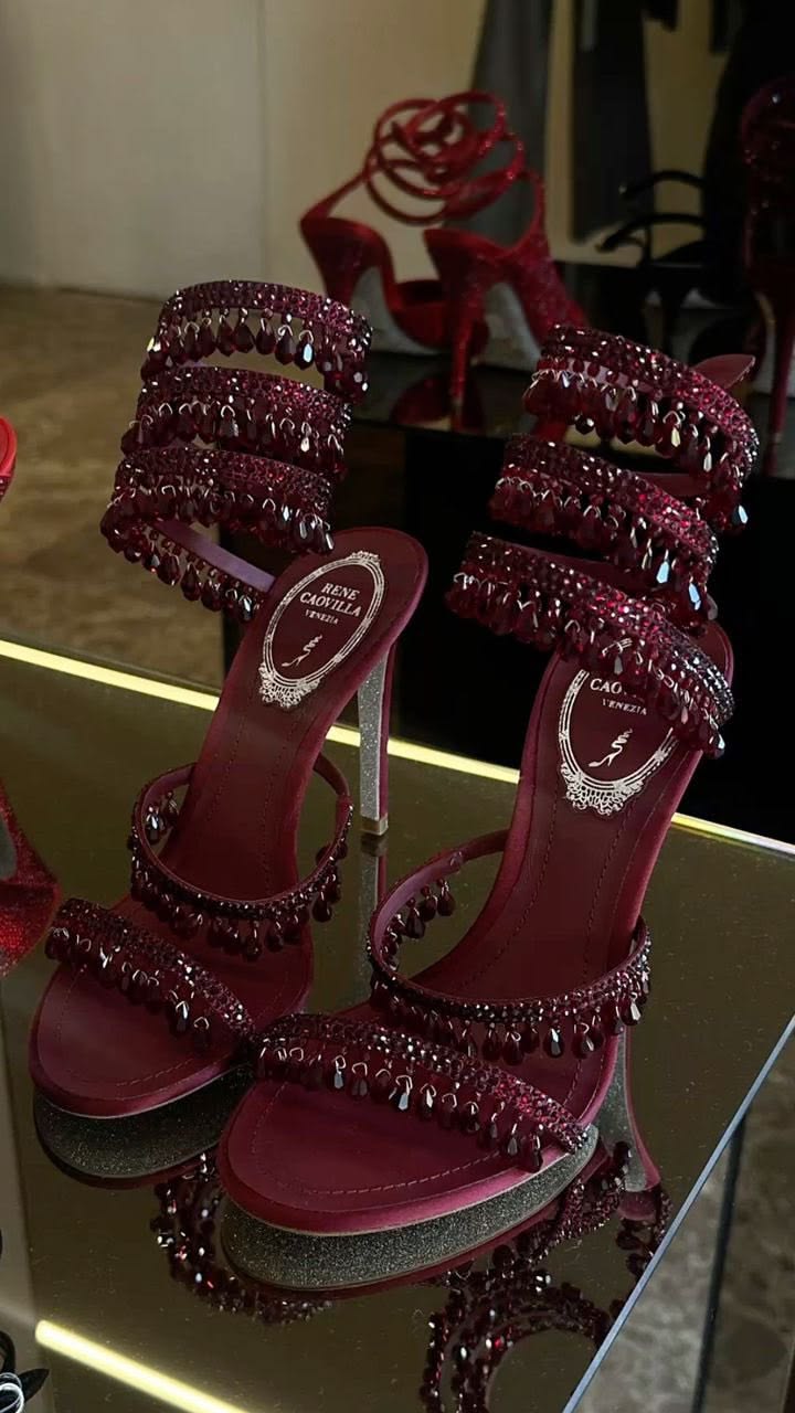 HEELS