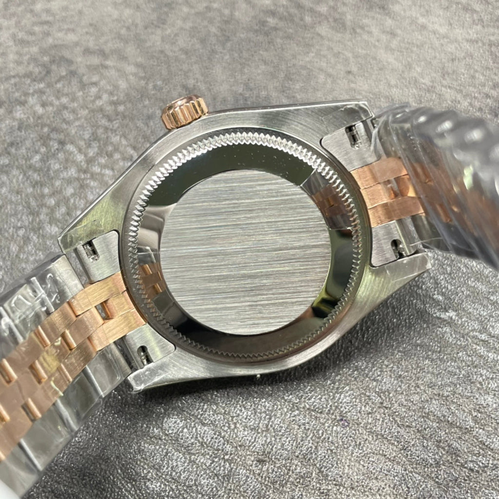 Reloj de pulsera de 31 mm con esfera de nácar dorado