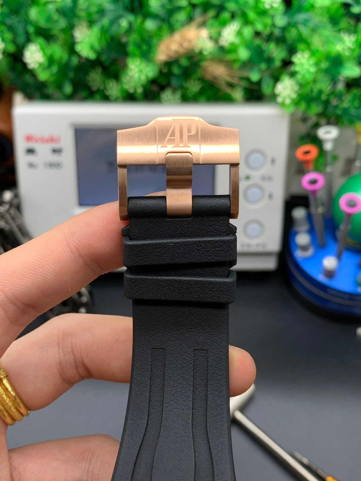 Reloj cronógrafo automático negro de 44 mm
