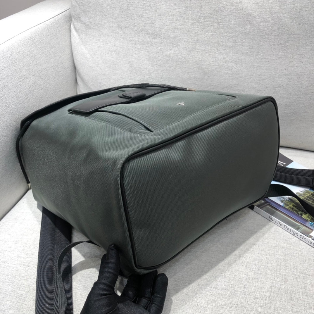 Mochila informal para hombre