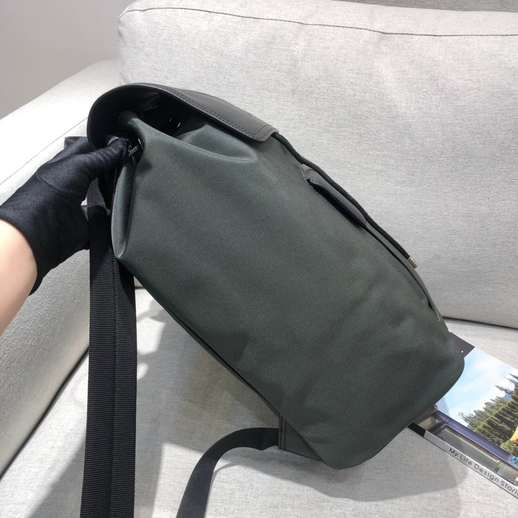 Mochila informal para hombre