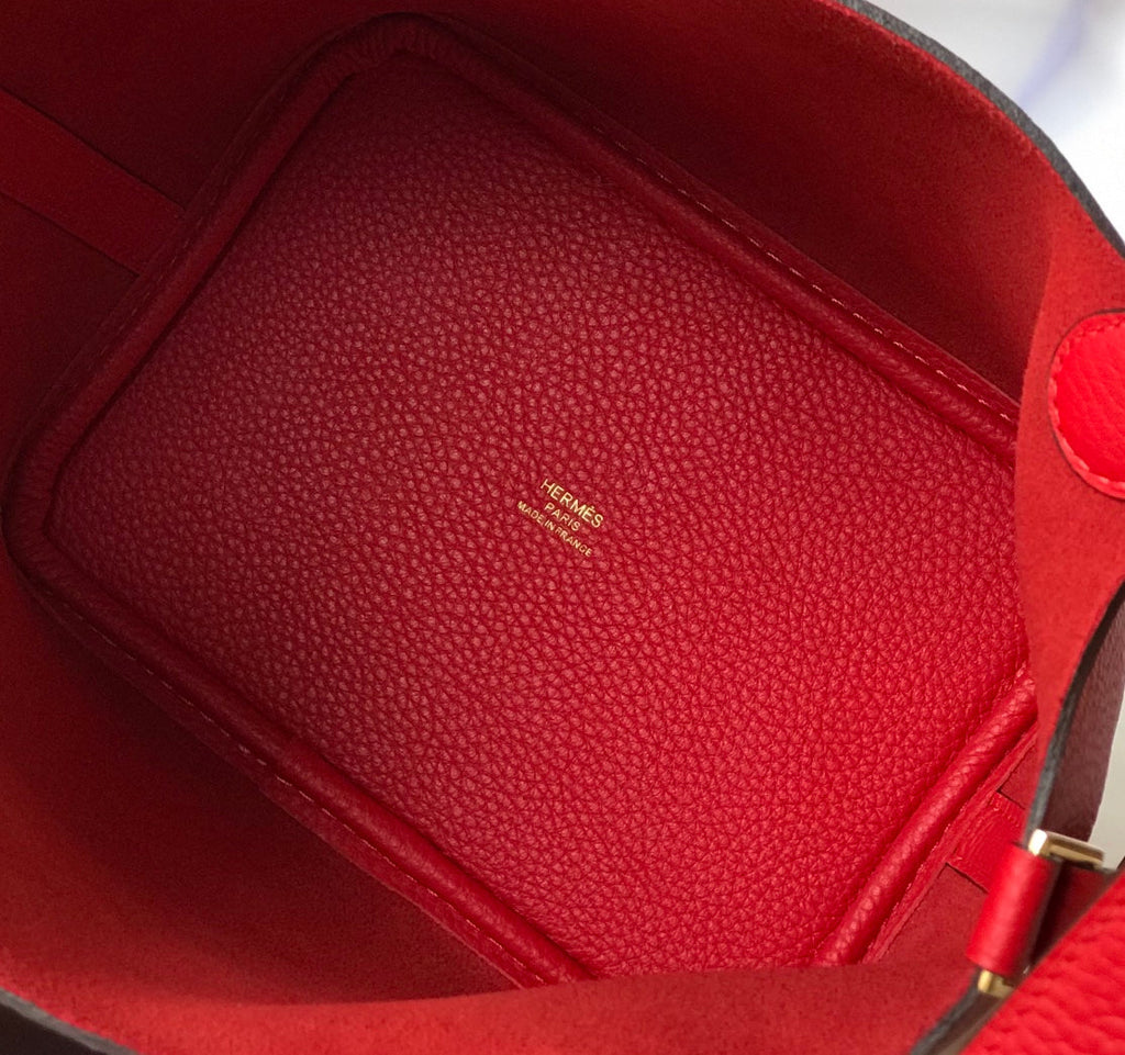 Bolsa tipo cubo roja