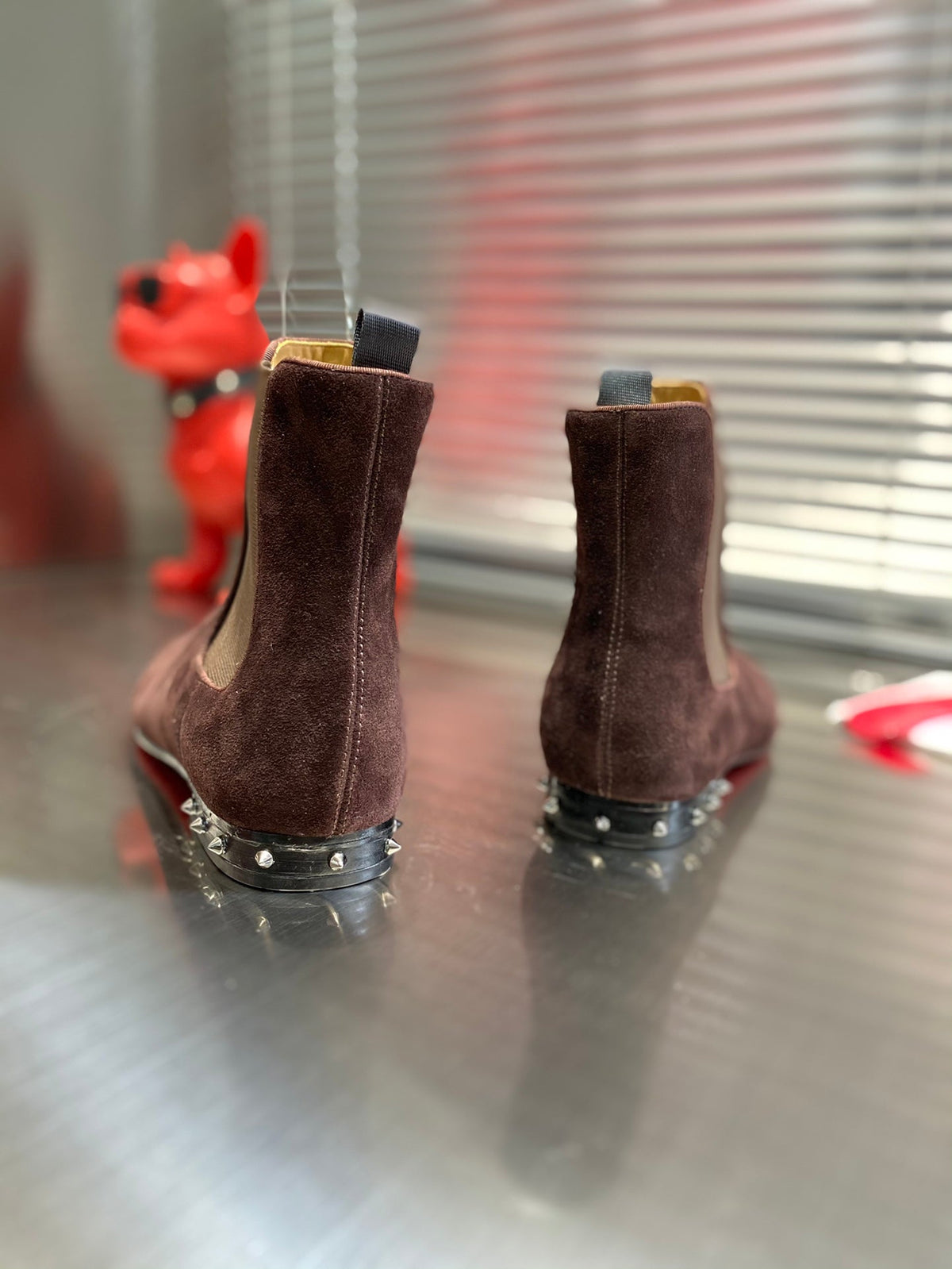 Botas elásticas con tacón de tachuelas