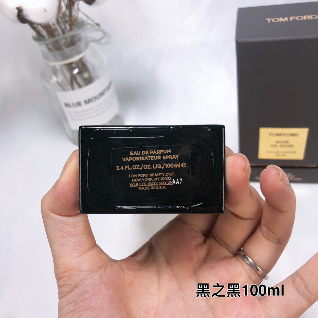 Noir de Noir · Agua de perfume · 100 ml