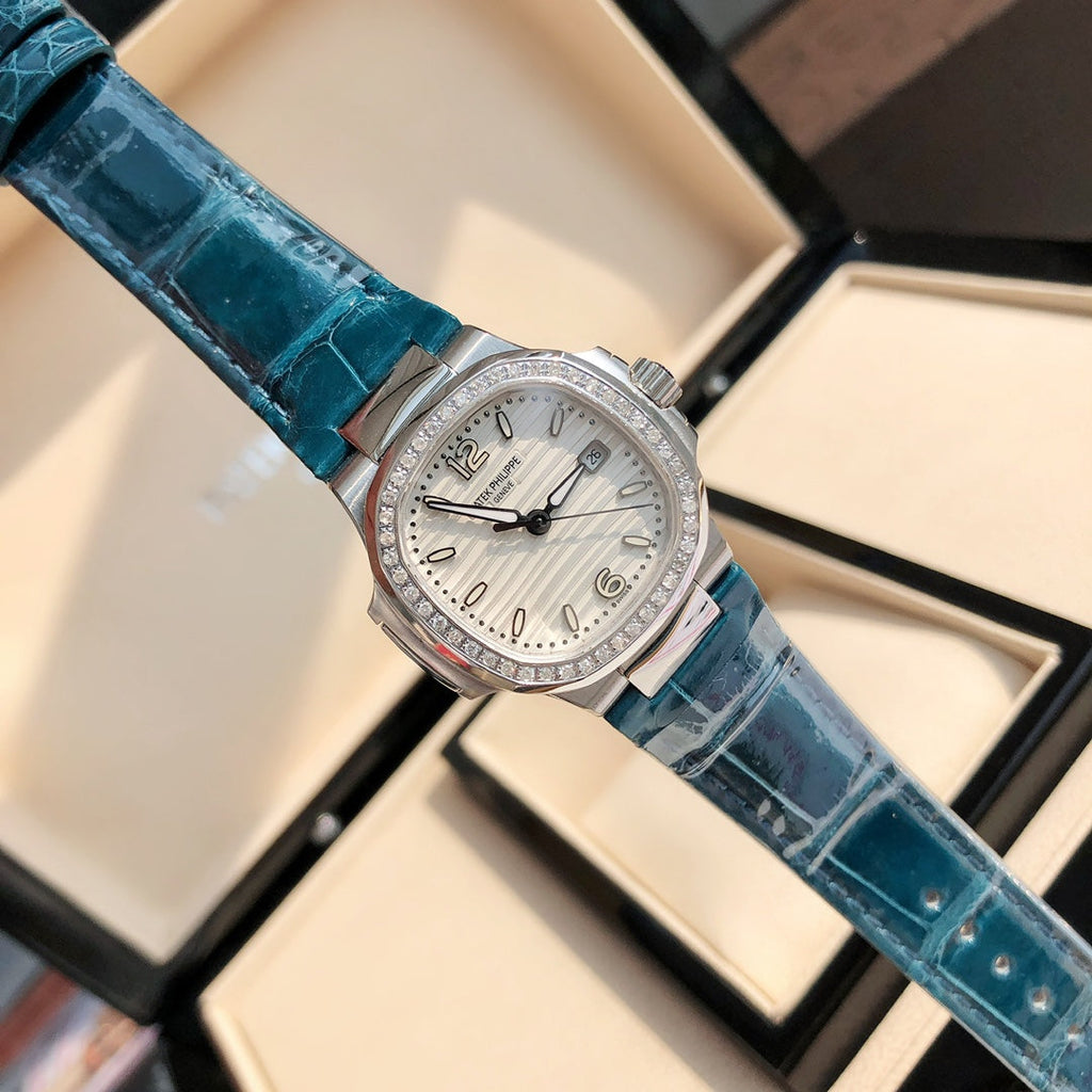 Reloj de pulsera de 36 mm con bisel de diamantes plateado