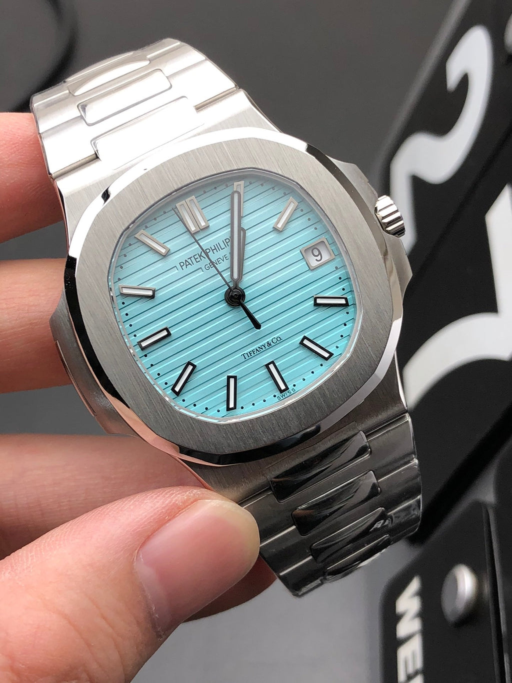 Reloj de acero inoxidable con esfera azul hielo de 40 mm