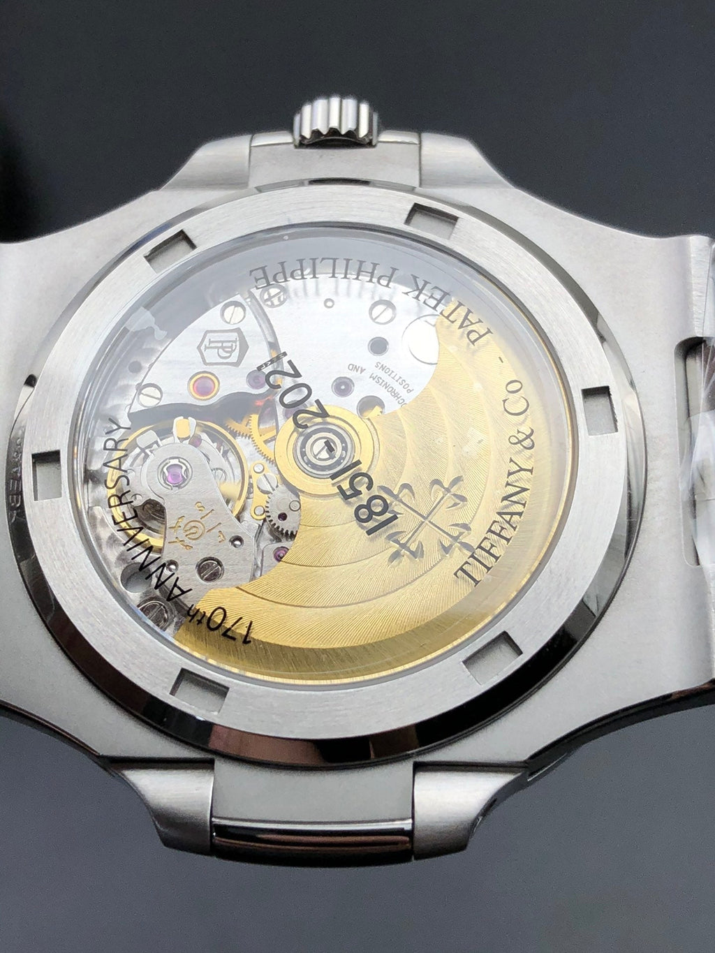 Reloj de acero inoxidable con esfera azul hielo de 40 mm