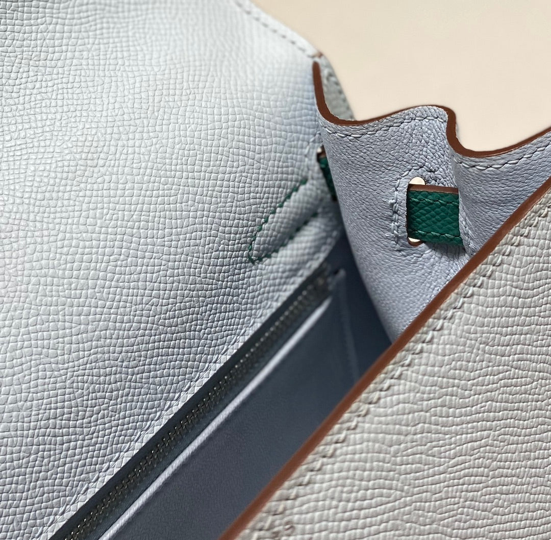 28 Tricolor Leather Bag