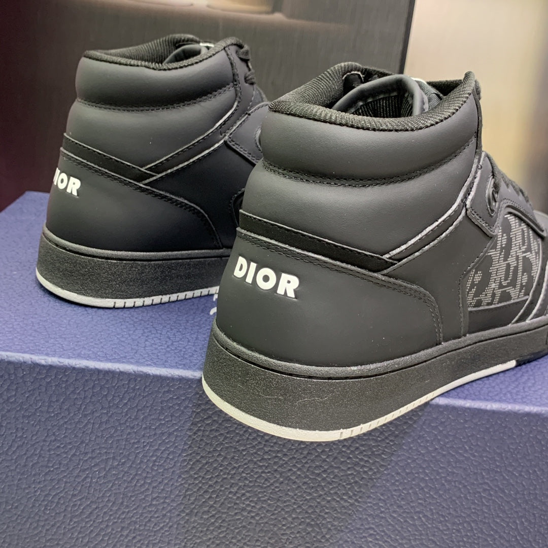 Zapatillas altas con velcro