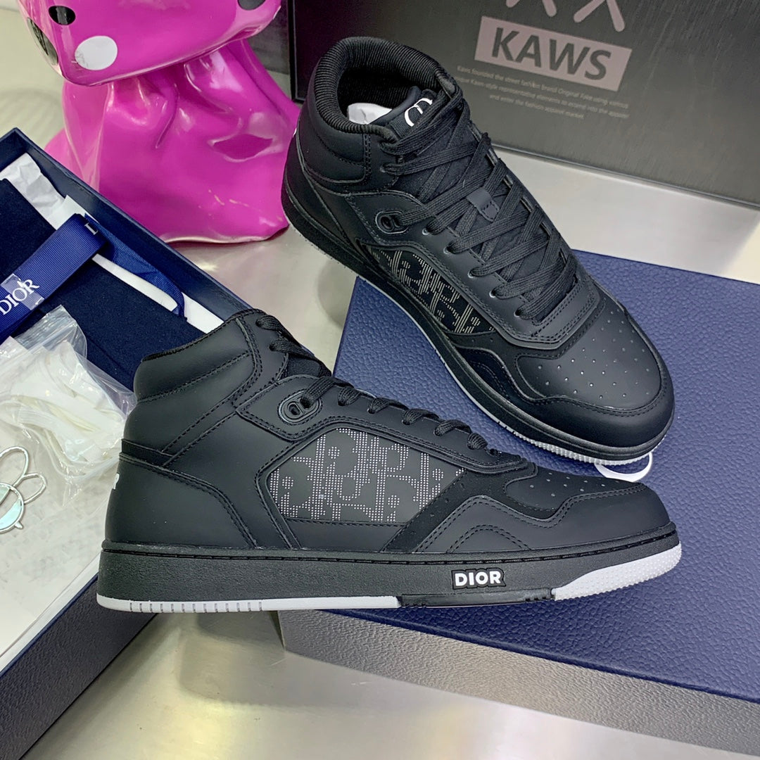 Zapatillas altas con velcro