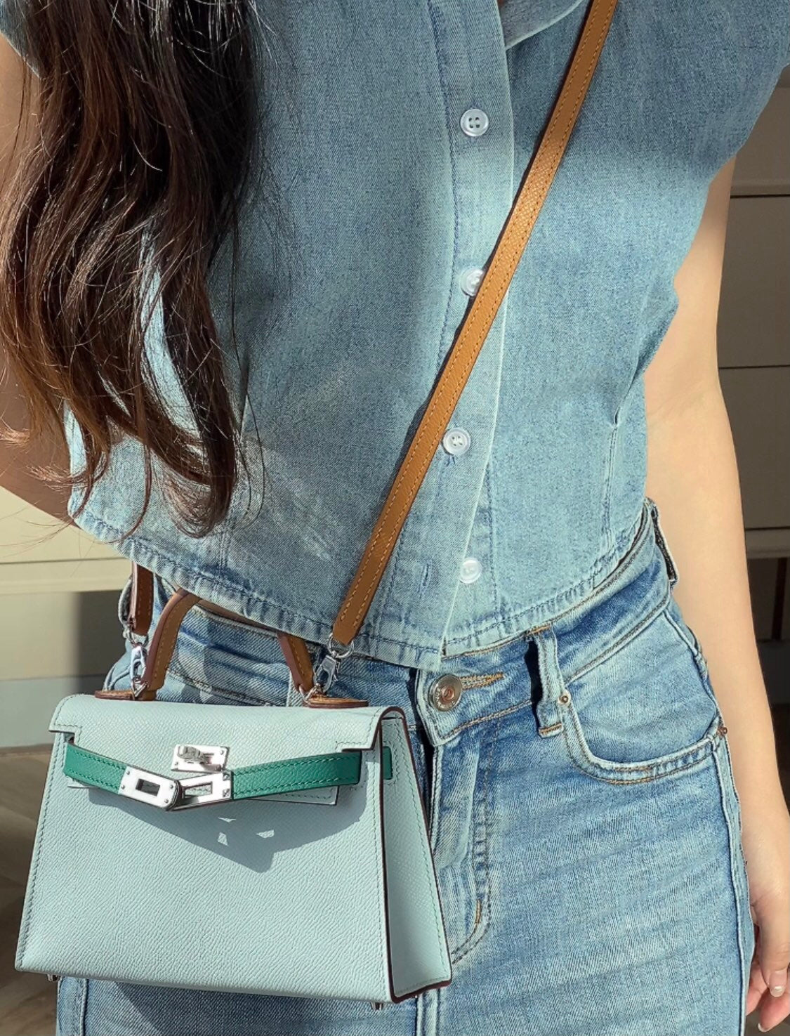 28 Tricolor Leather Bag