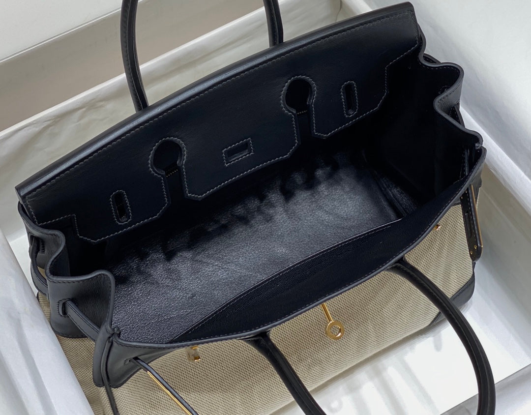 30 Swift Cuero Lona Negro