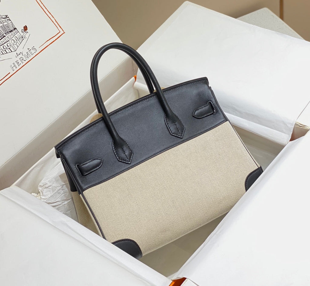 30 Swift Cuero Lona Negro