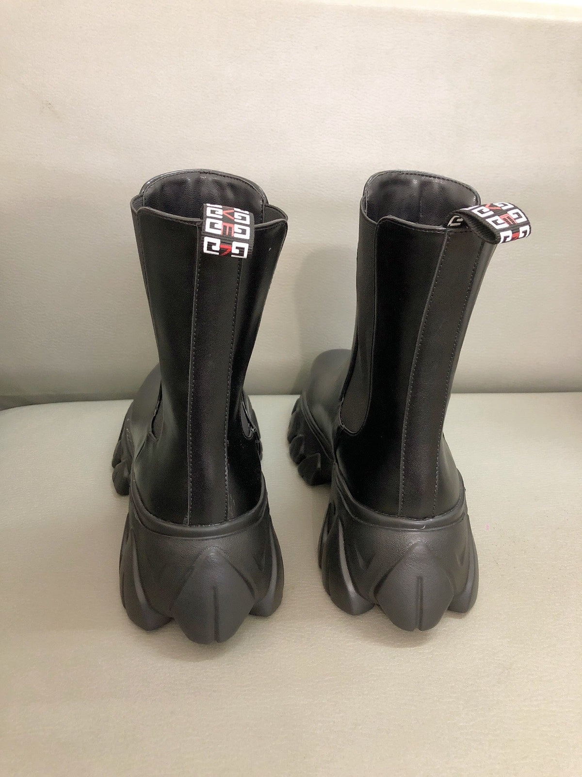 Botas Chelsea de suela gruesa para mujer