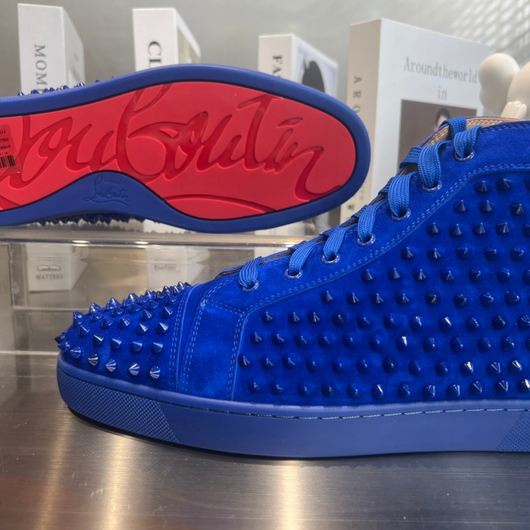 Zapatillas deportivas de lujo azules de caña alta con tachuelas