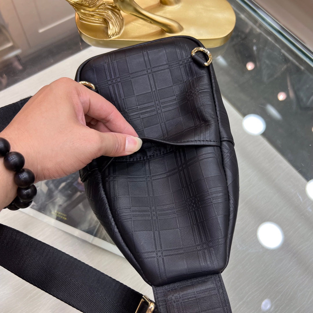 Bolso bandolera de piel BB