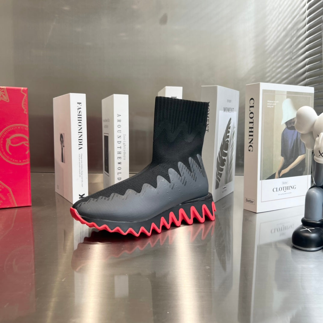 Botas con suela de tiburón