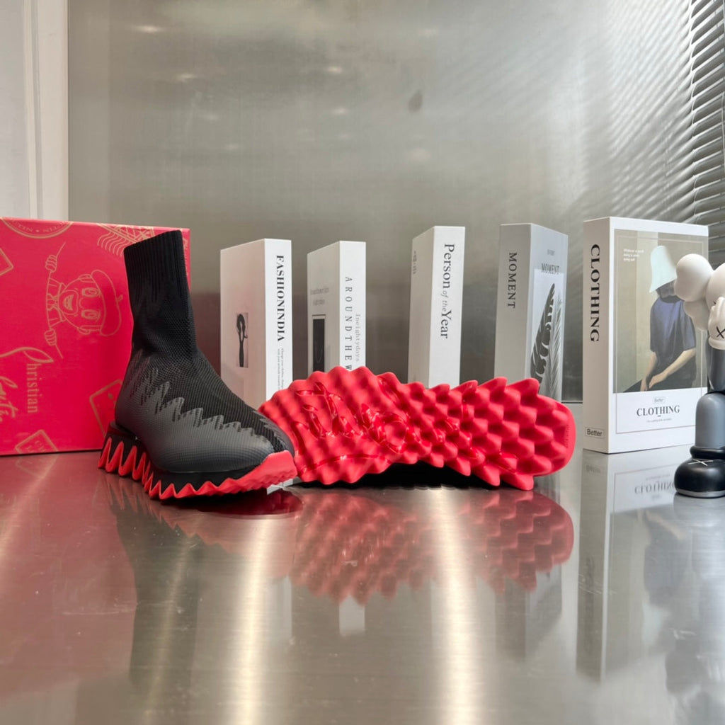 Botas con suela de tiburón