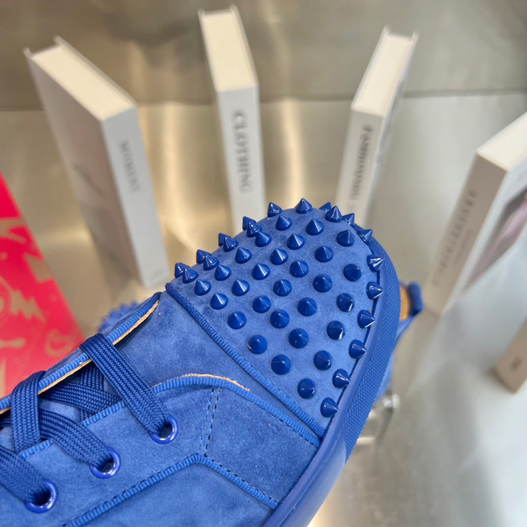 Zapatillas altas con tachuelas