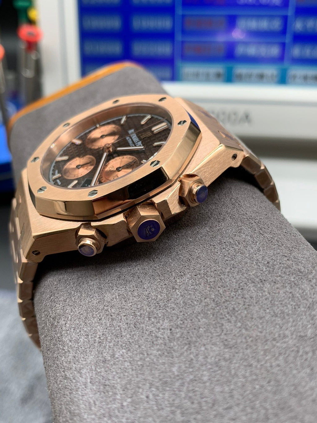 Reloj cronógrafo automático de oro rosa de 41 mm
