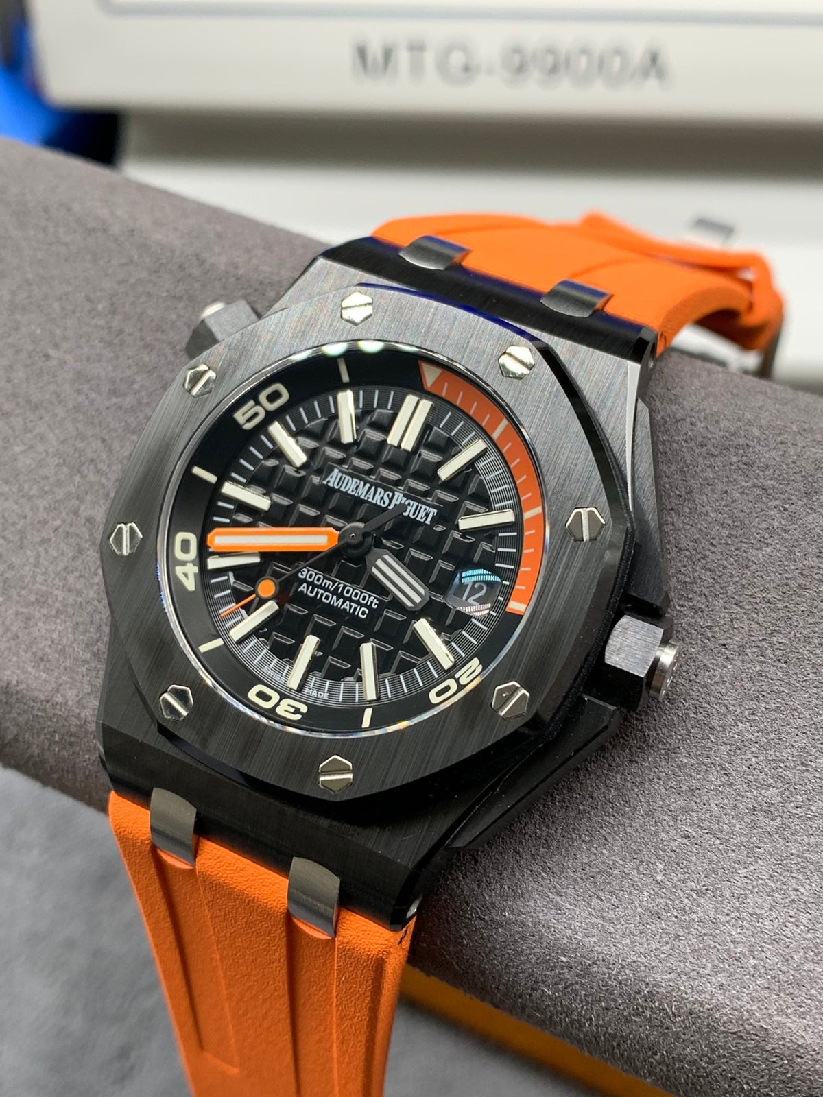 Reloj de buceo automático de cerámica negra de 42 mm
