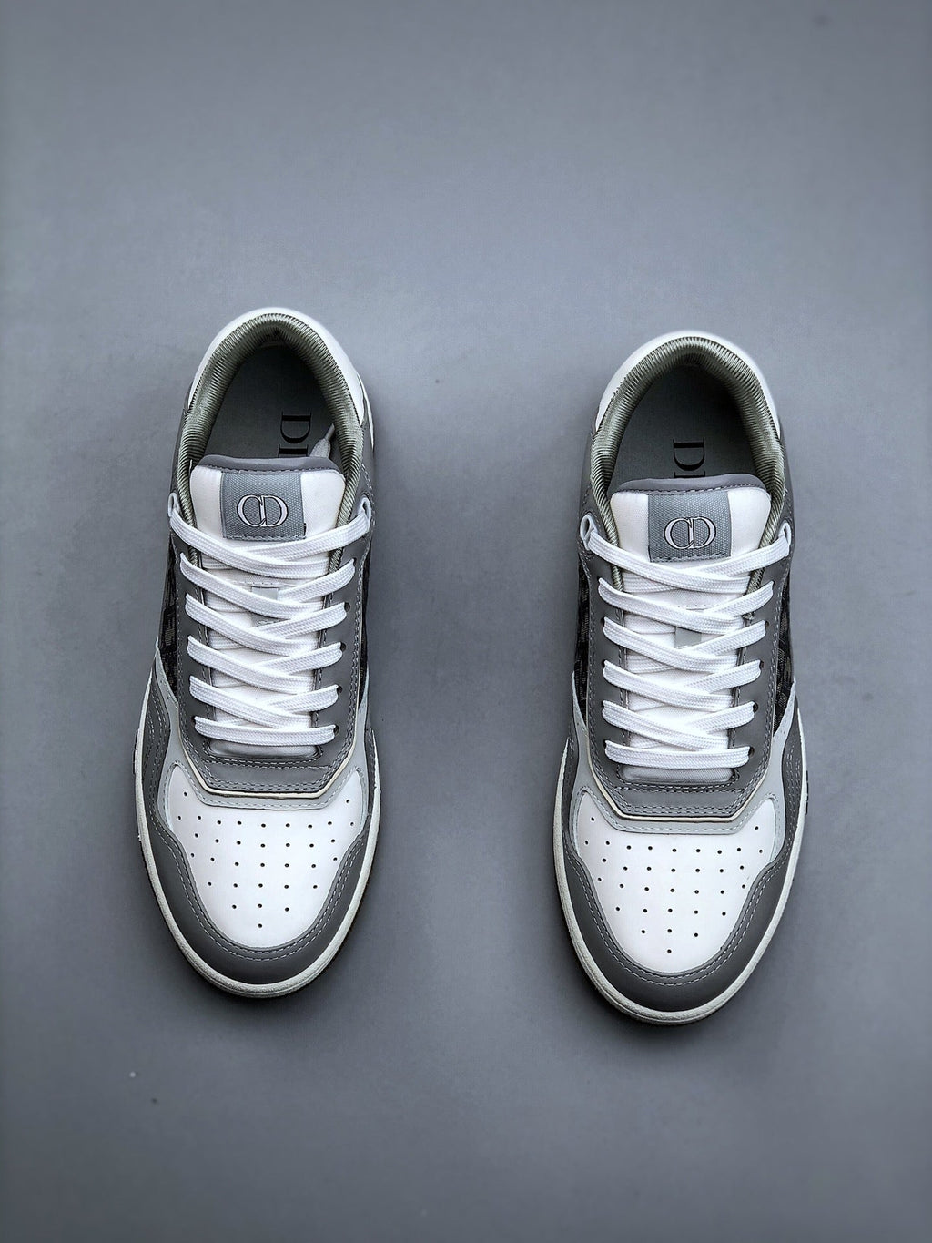 Zapatillas inspiradas en B27