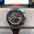 Reloj deportivo cronógrafo negro y rojo de 44 mm